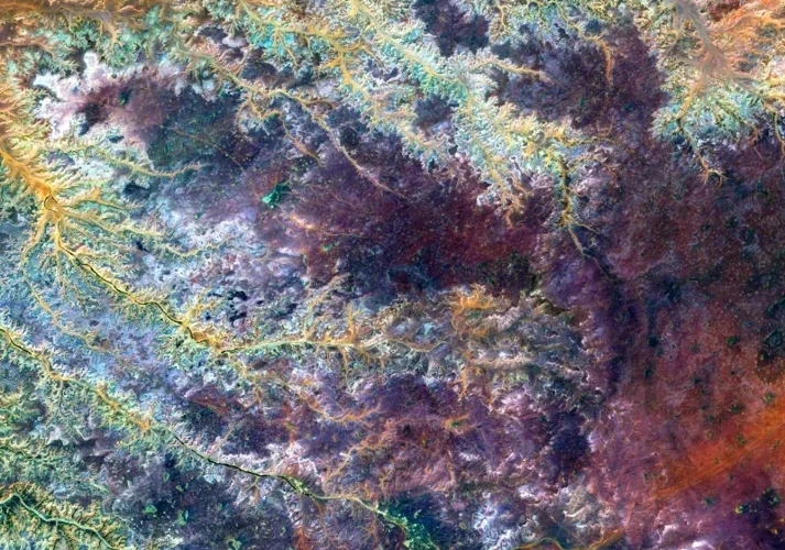 Fractal geometry landscape